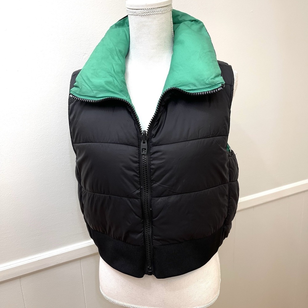 Zara Women's Green Black Reversible Puffer Vest Size XS‎